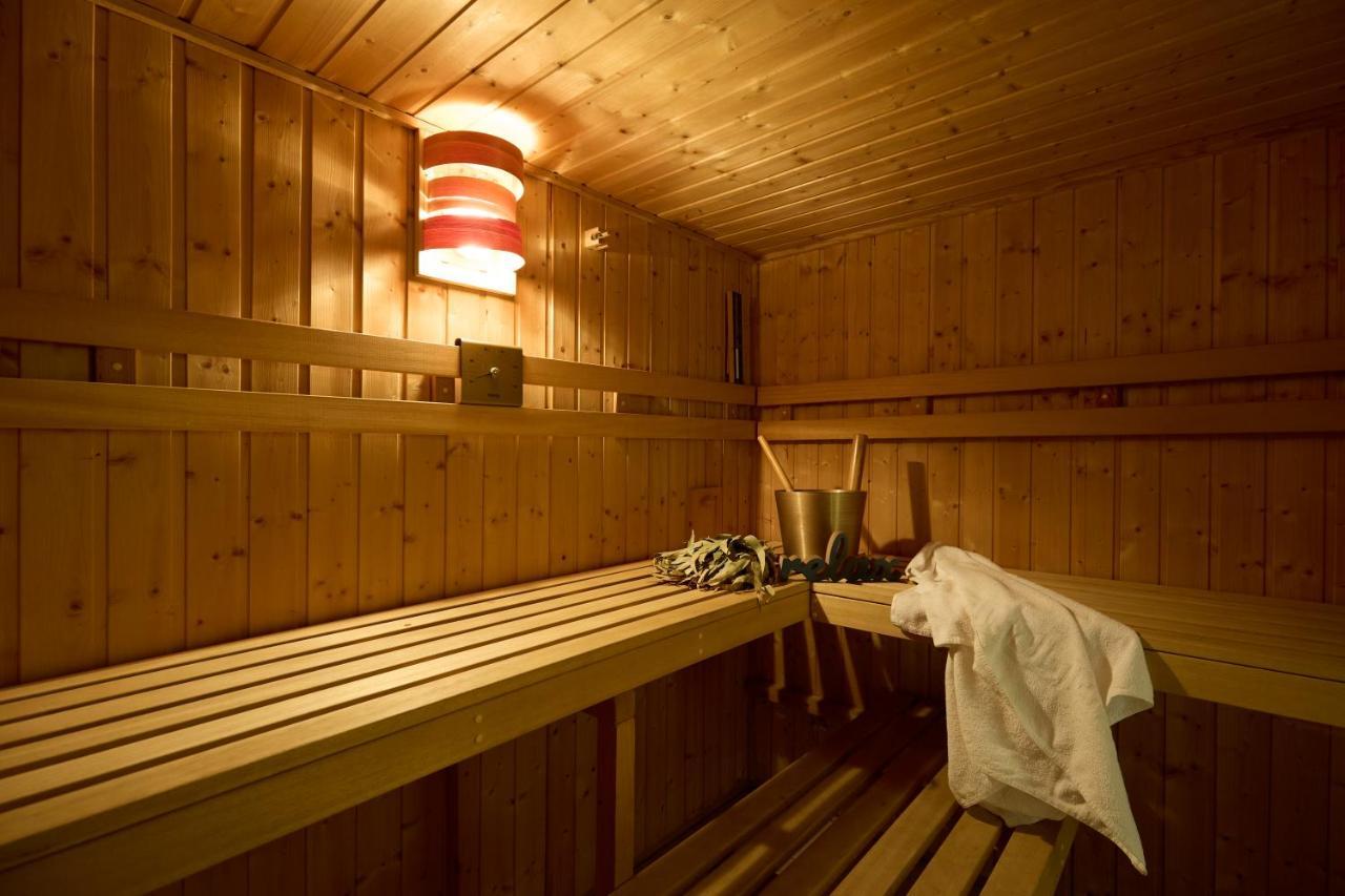 *the Little Castle* With Heated Pool And Sauna Villa *