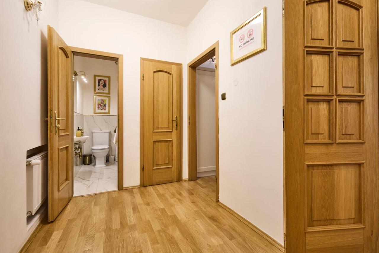*the Little Castle* With Heated Pool And Sauna Villa *