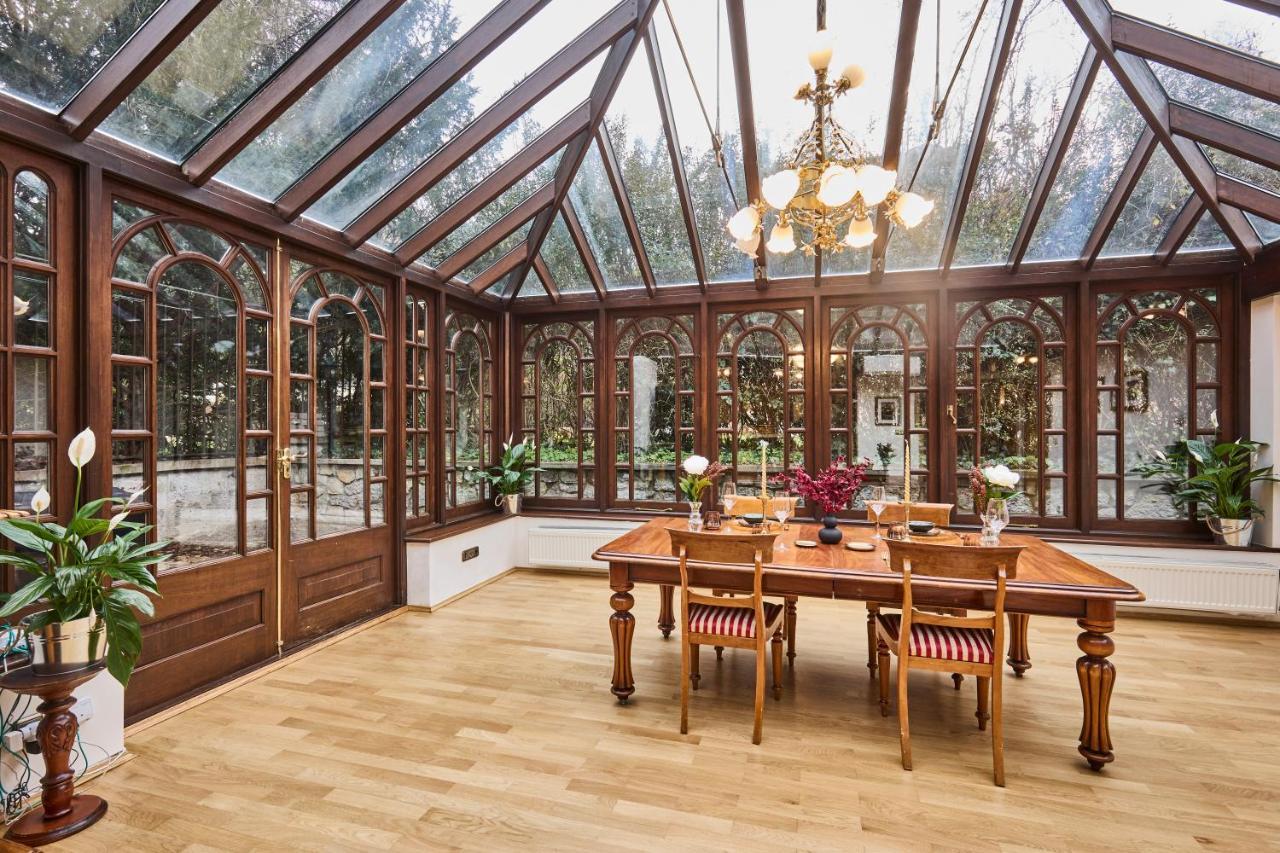 Villa *the Little Castle* With Heated Pool And Sauna
